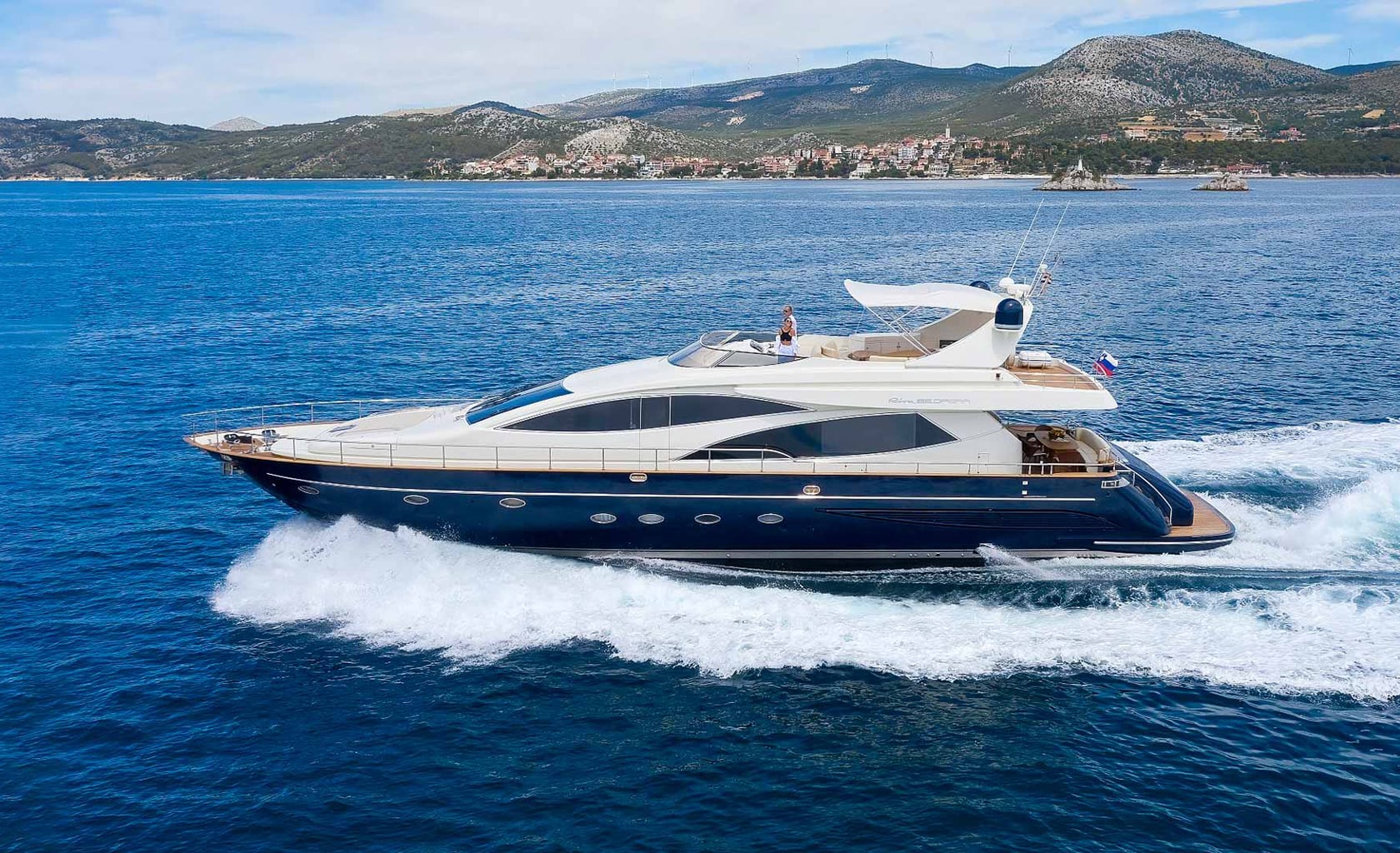 888 Cruising