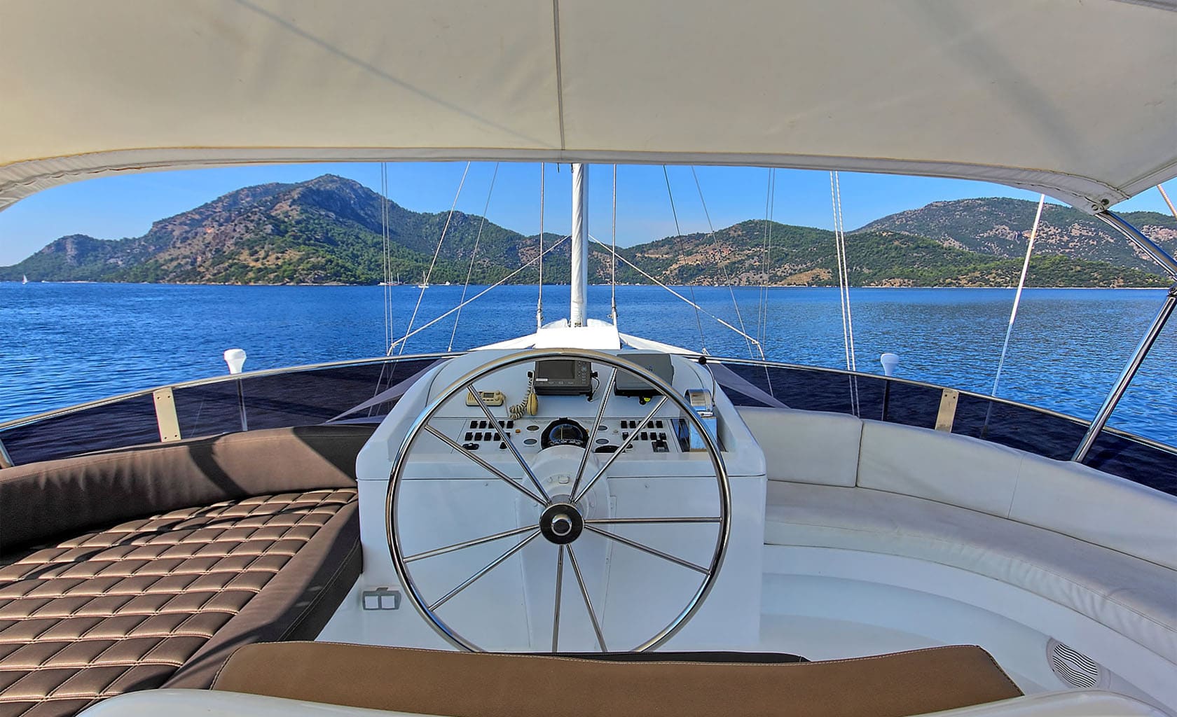 ANGELO 2 Flybridge