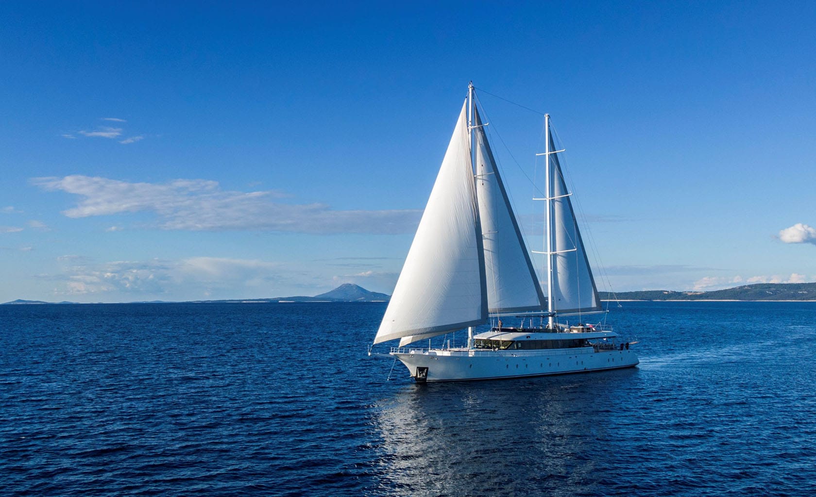 AURUM SKY Sailing