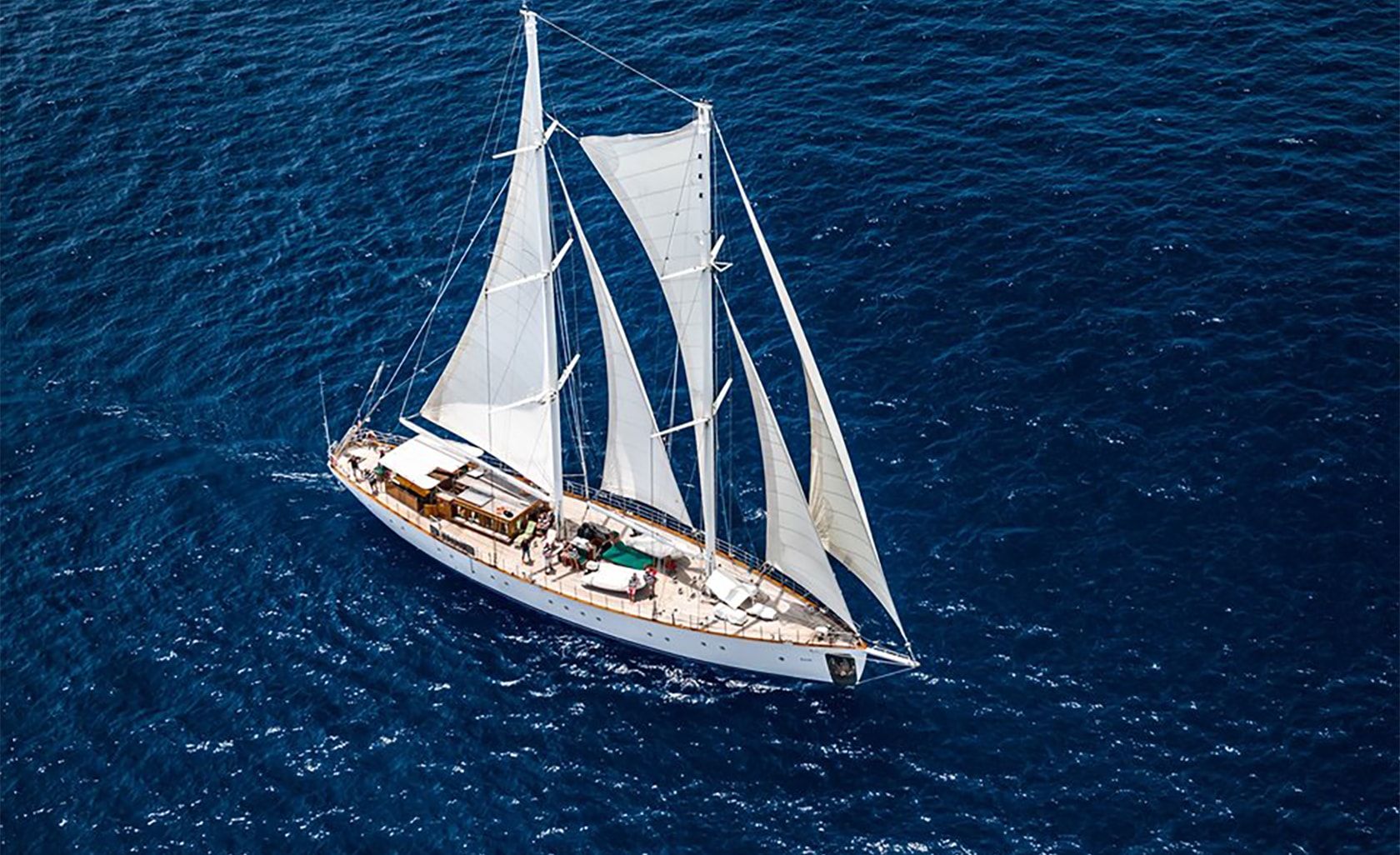 CHRONOS Sailing