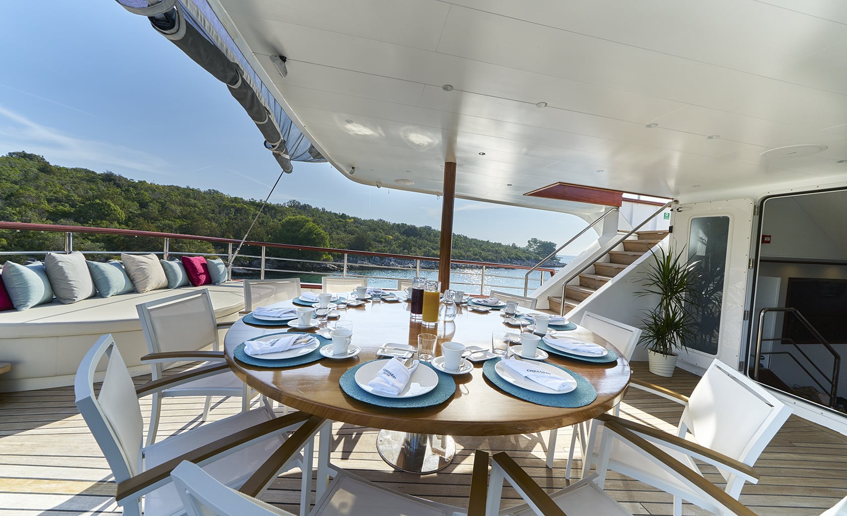 CORSARIO Aft deck