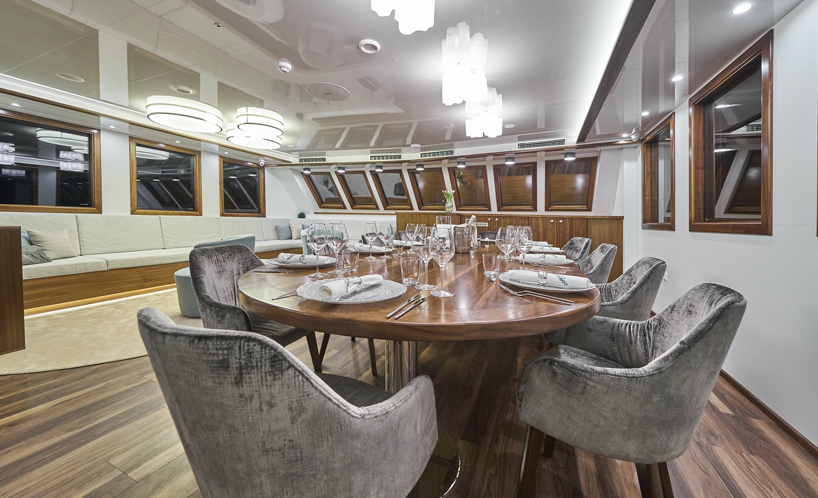 CORSARIO Dining area