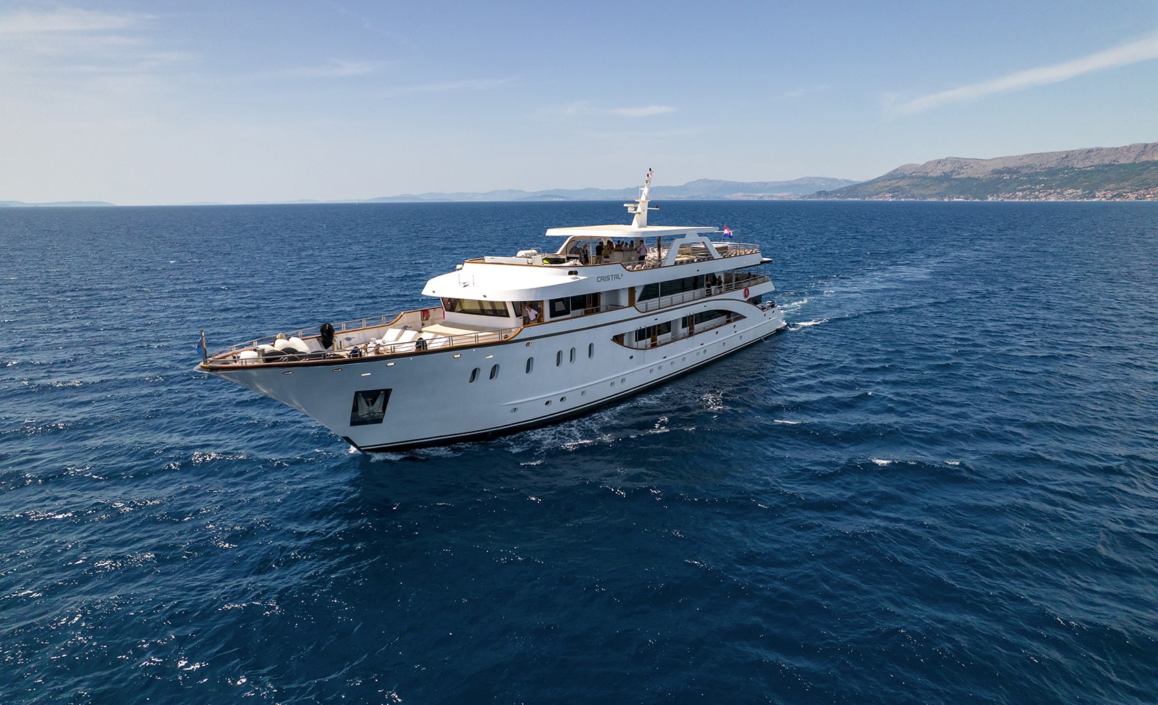 CRISTAL Cruising