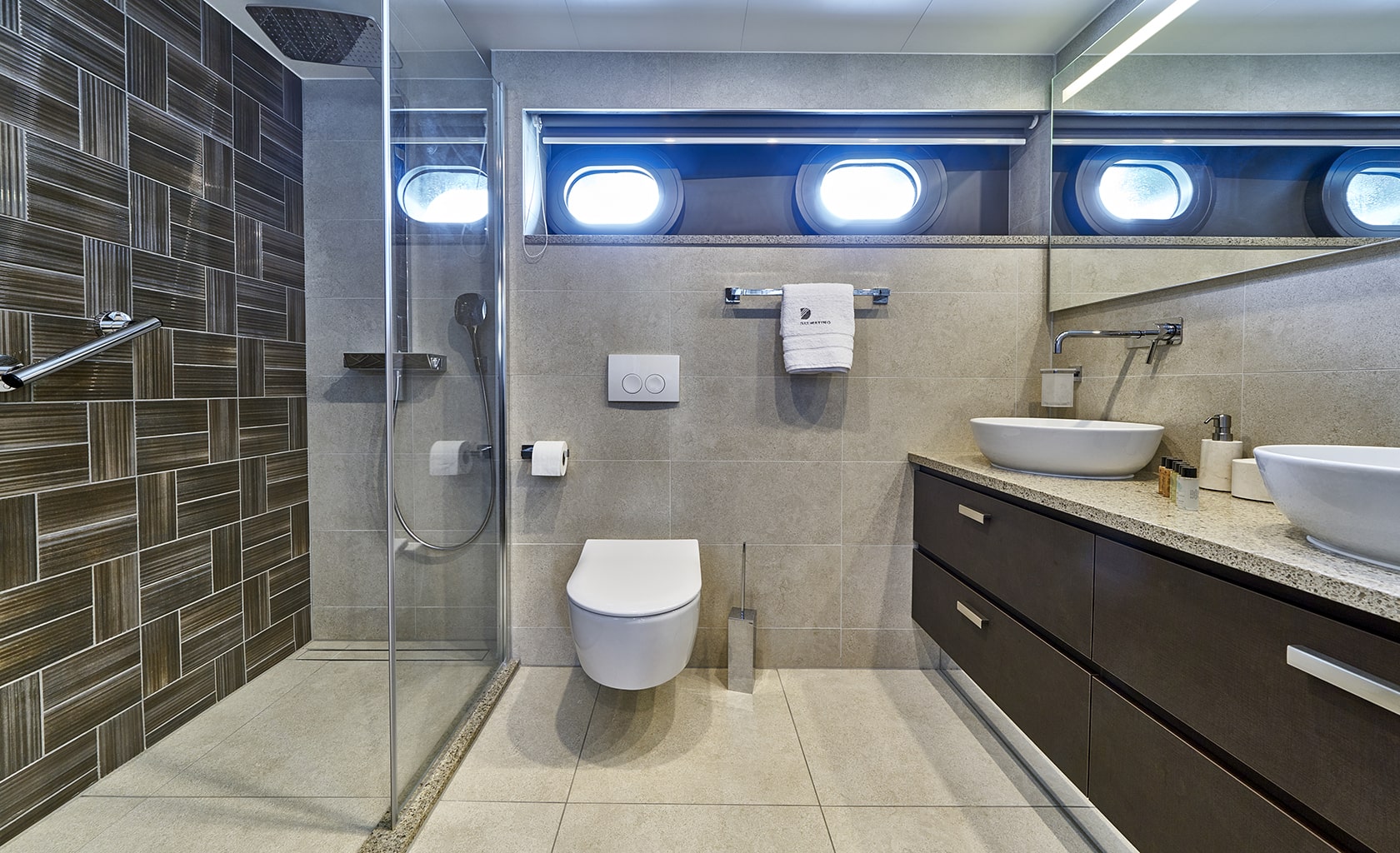 DALMATINO Bathroom