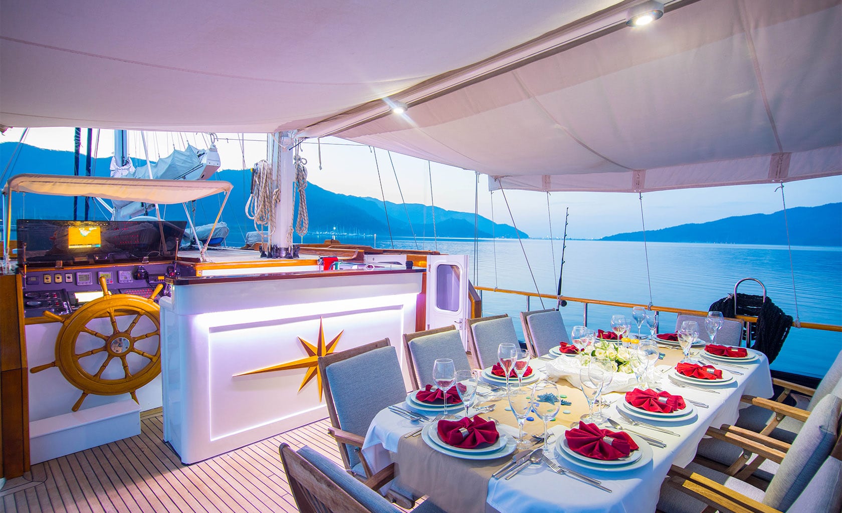 DEA DEL MARE Table decoration