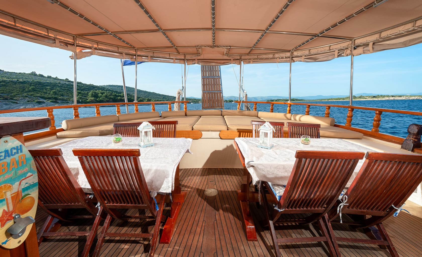 DONA Aft deck
