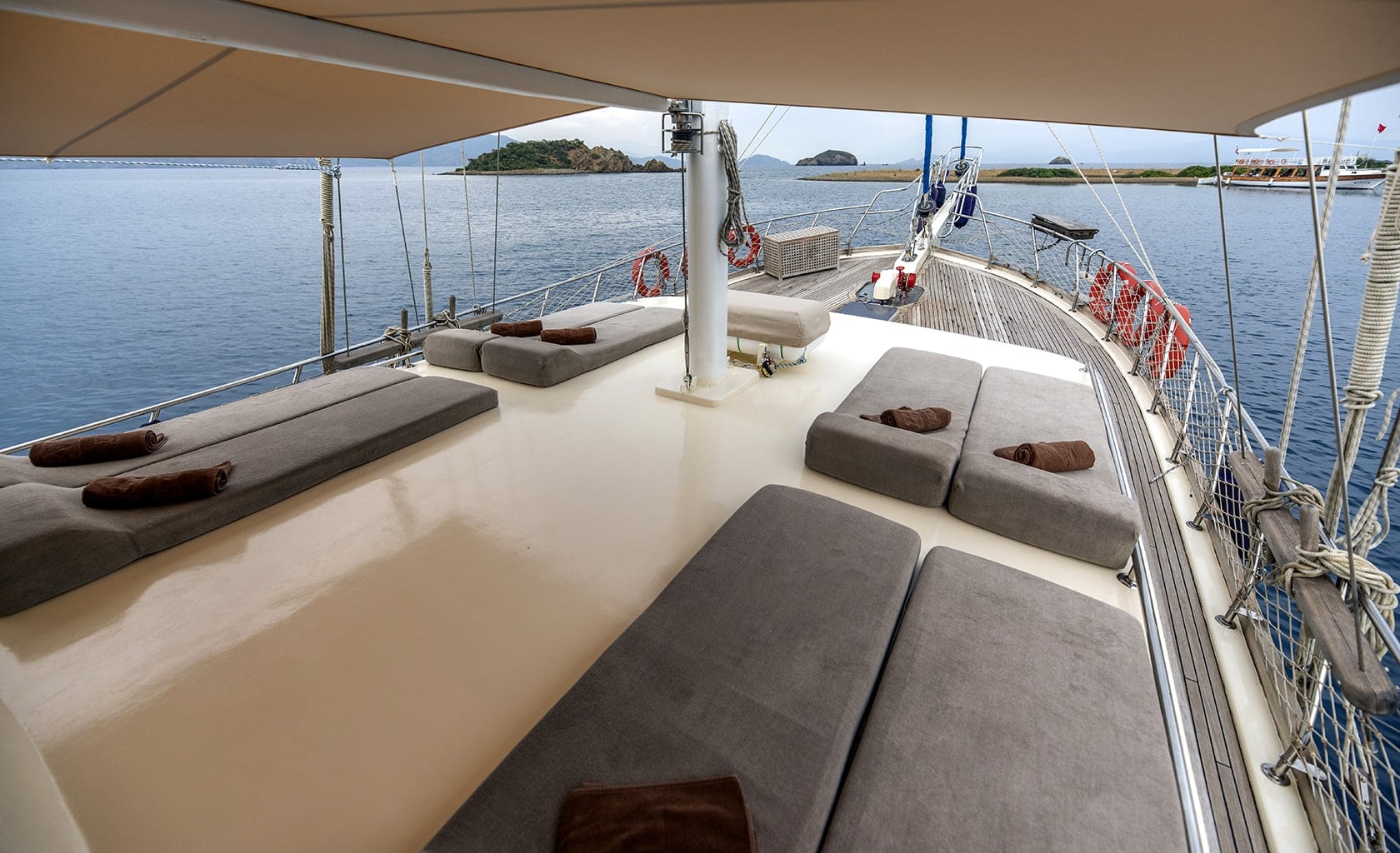 FARALYA Sun deck