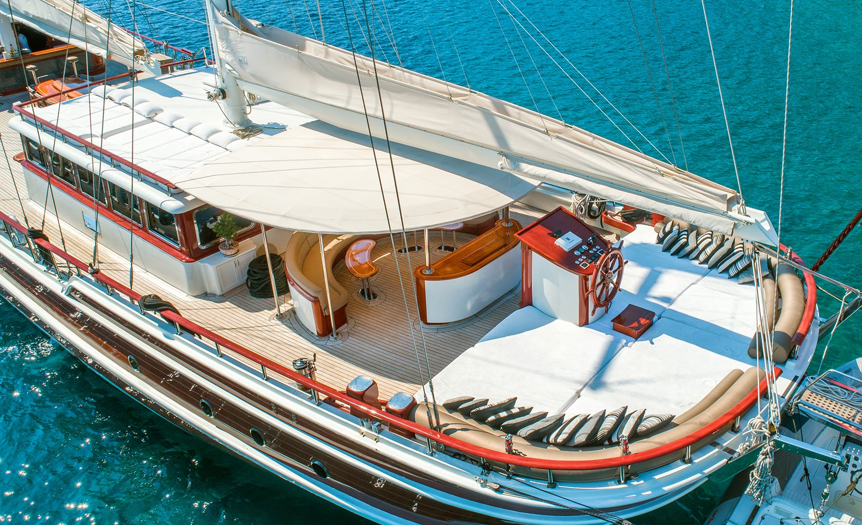 KAPTAN KADIR Aft deck