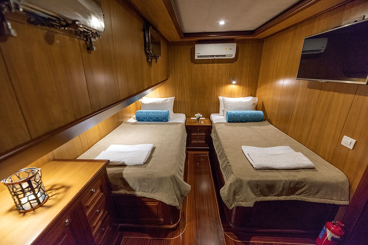 KAYHAN-3-Twin-cabin