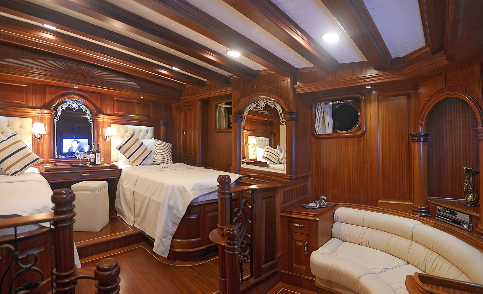 MARE NOSTRUM Twin cabin