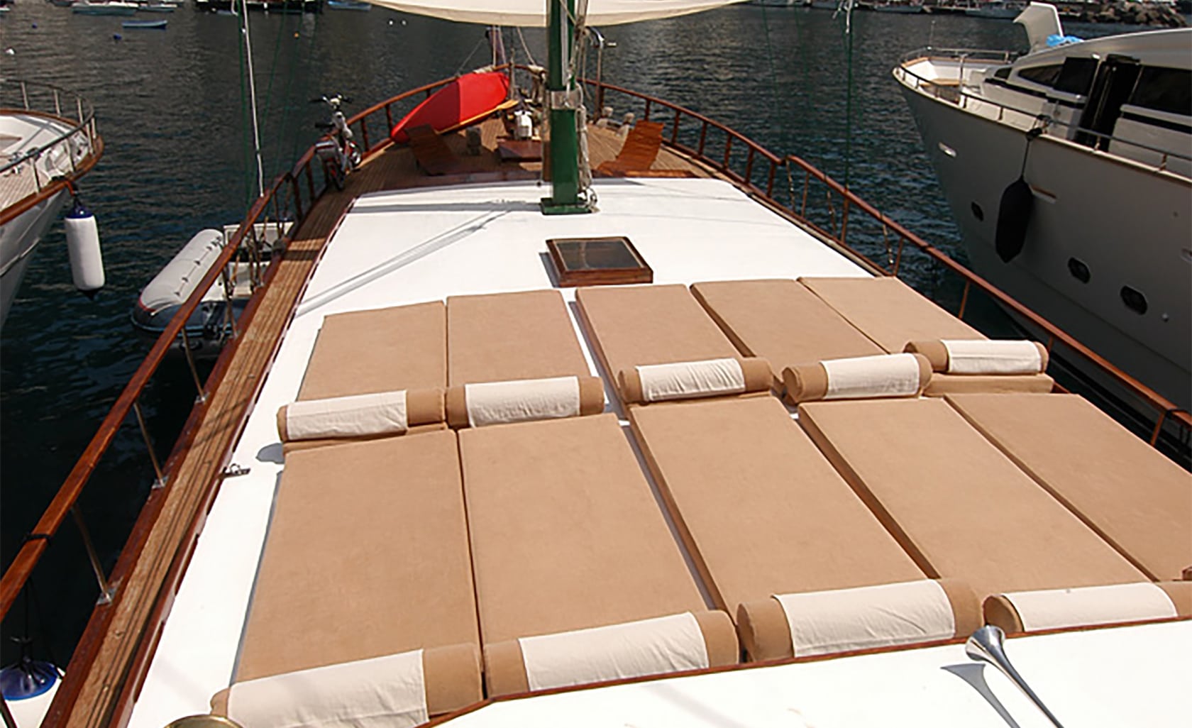 MARIA GIOVANNA Bow deck