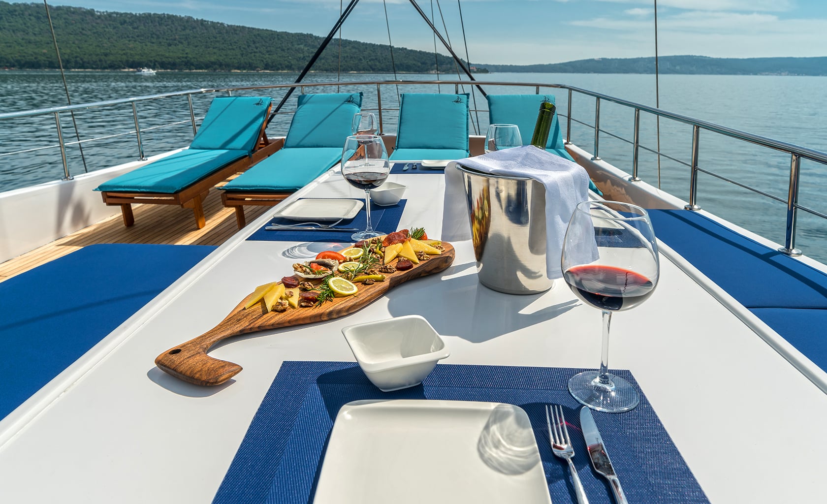 MASKE Flybridge
