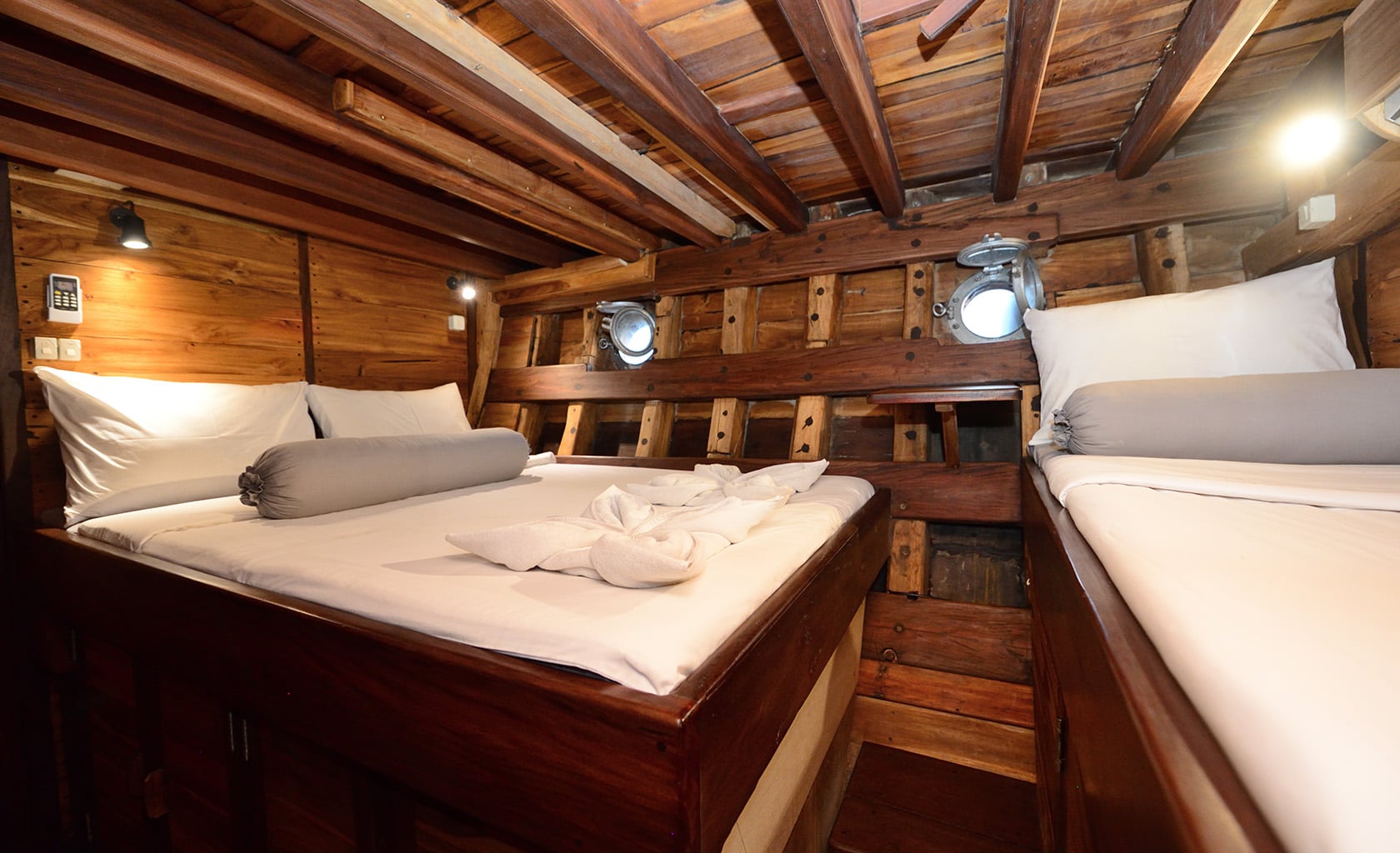 NATARAJA Double cabin