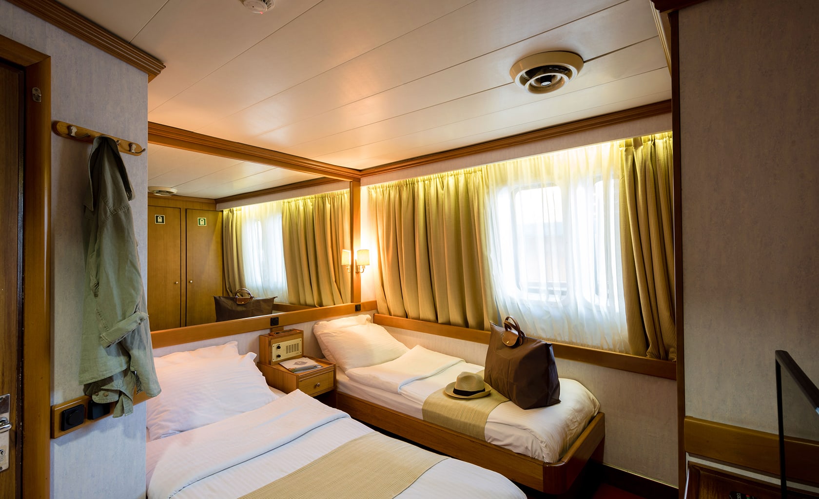 PANORAMA Twin cabin