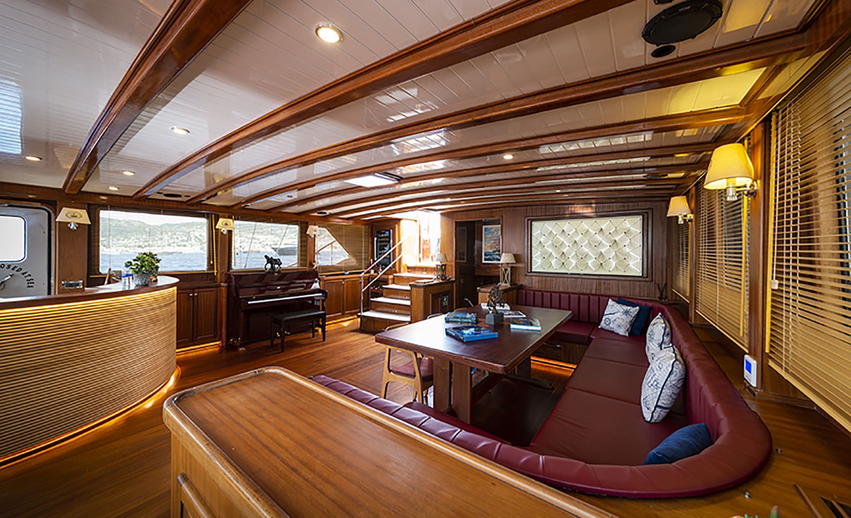 QUEEN OF DATCA Saloon