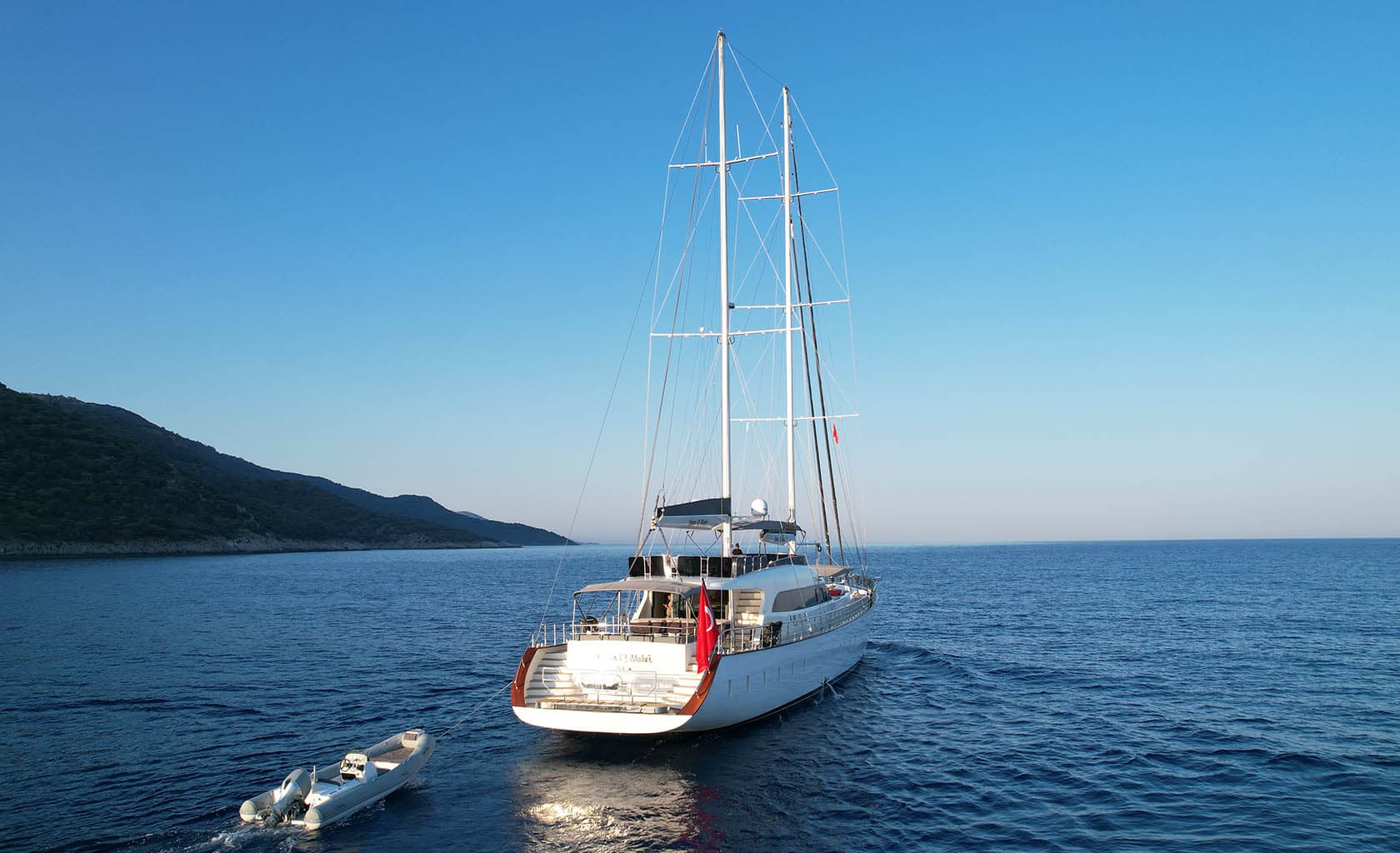 QUEEN OF MAKRI Cruising