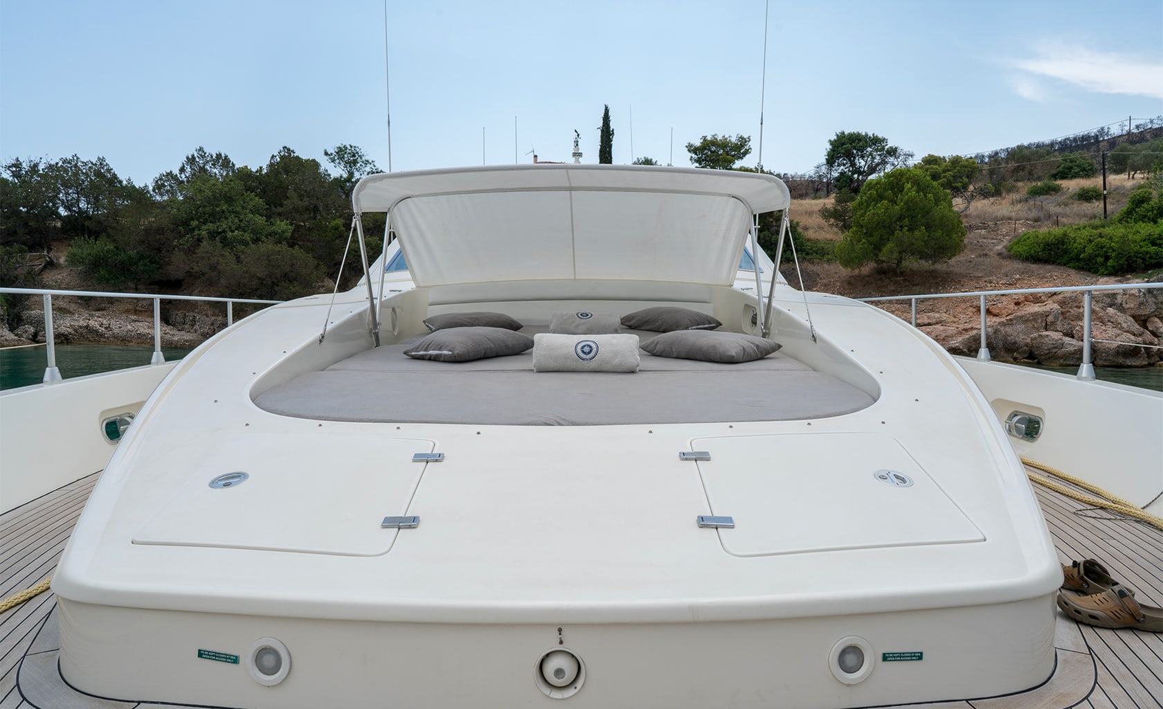 ROMACHRIS II Sun deck