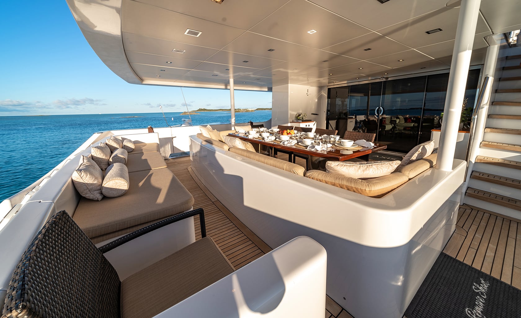 SEA AXIS Dining area on Aft deck