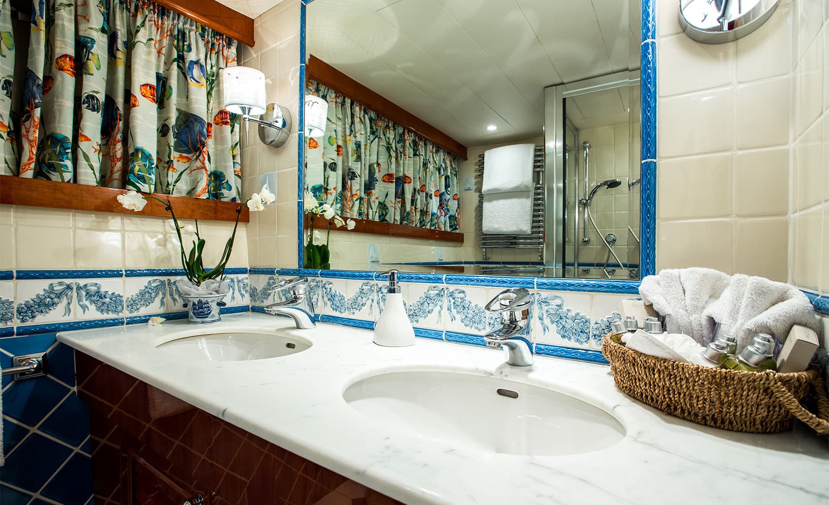 STAR OF THE SEA Bathroom