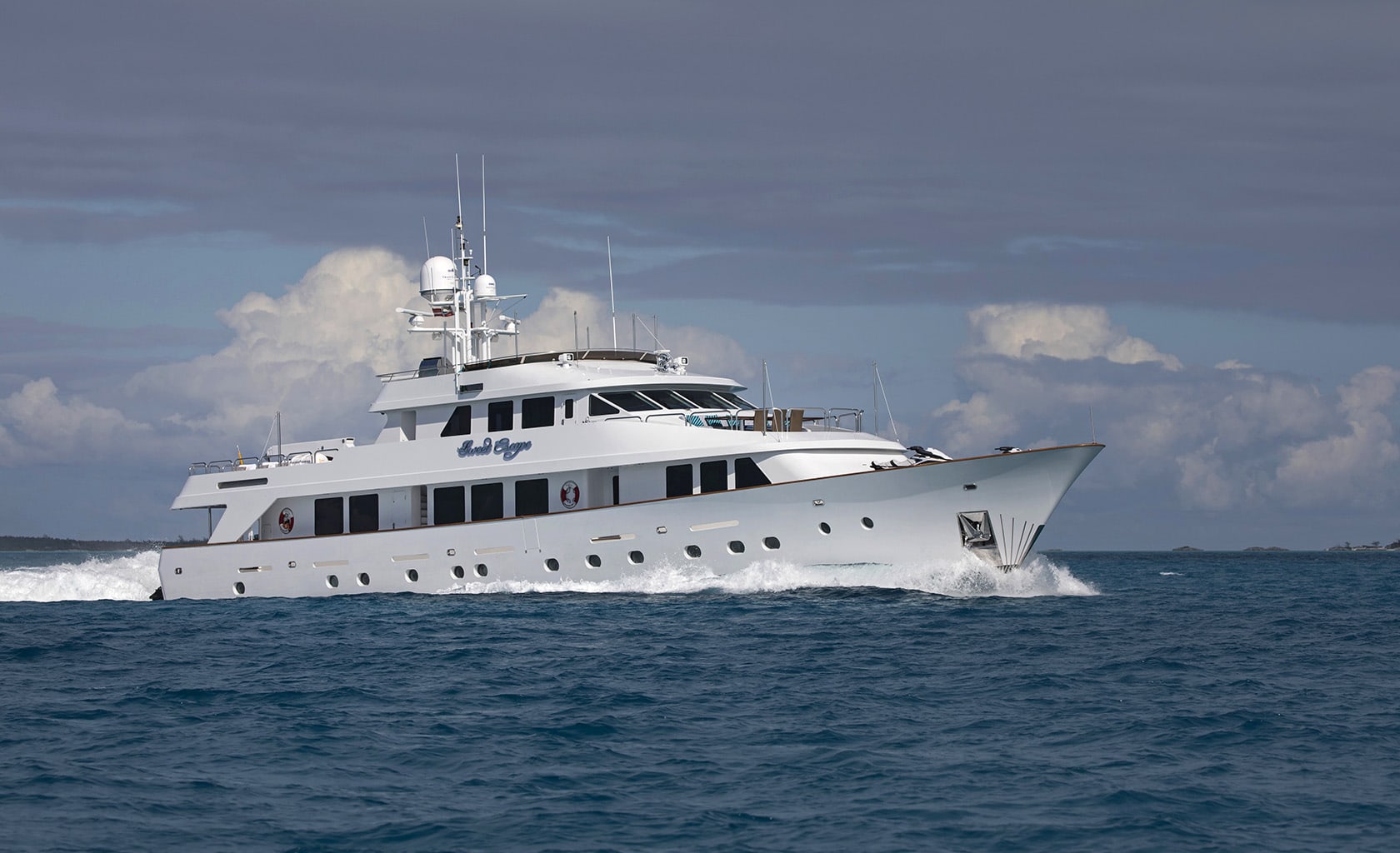 SWEET ESCAPE Cruising
