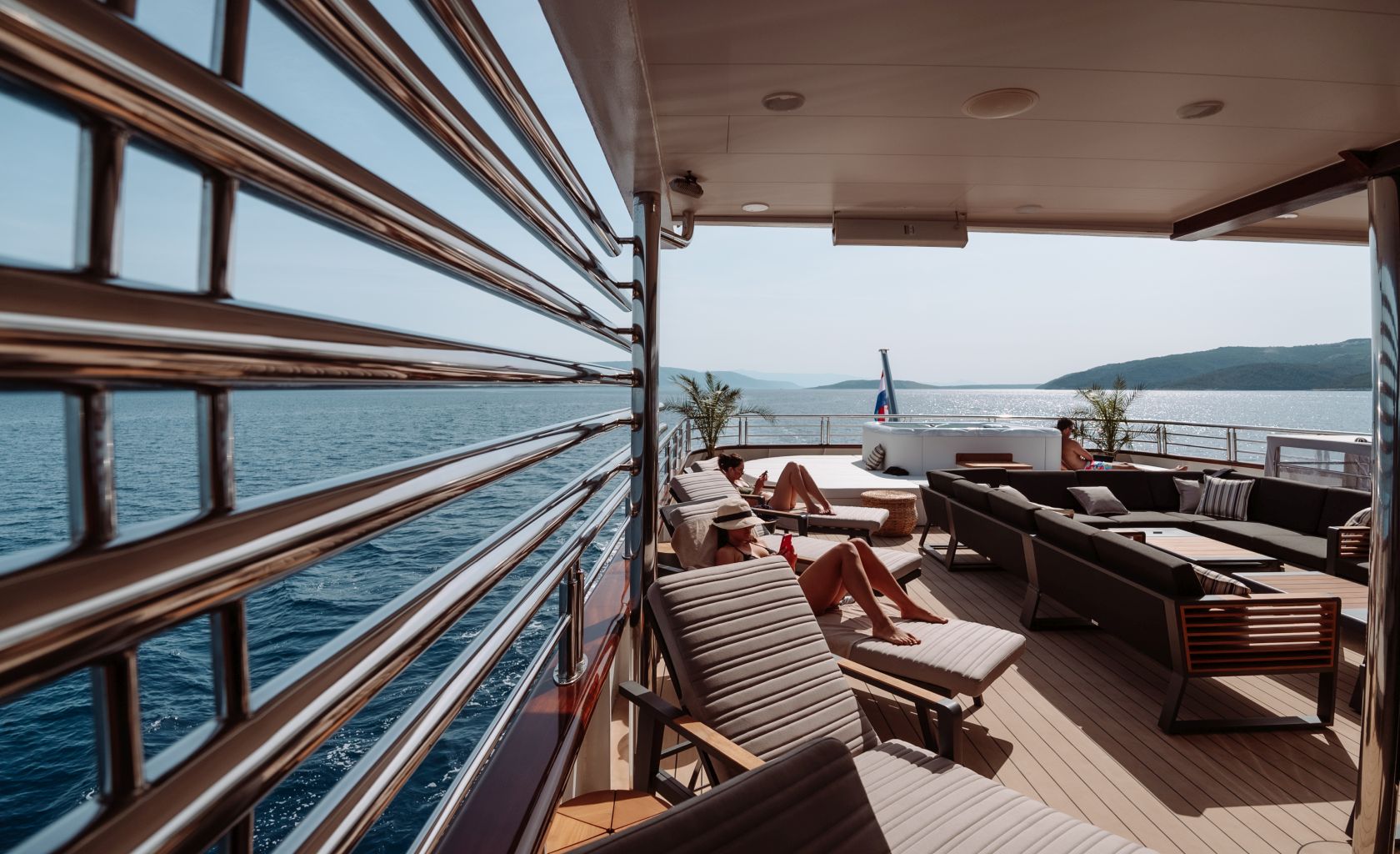 Sun deck