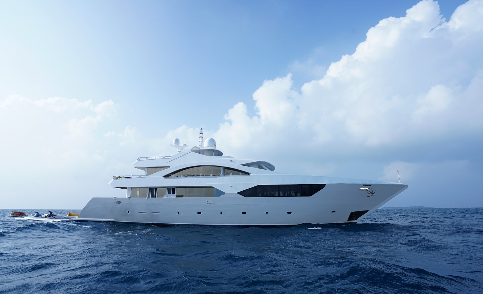 ARK NOBLE Anchored