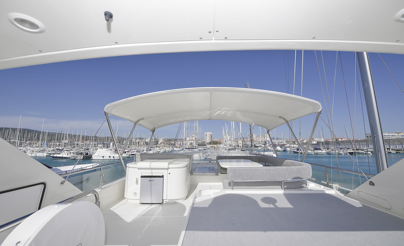 CELINE Flybridge