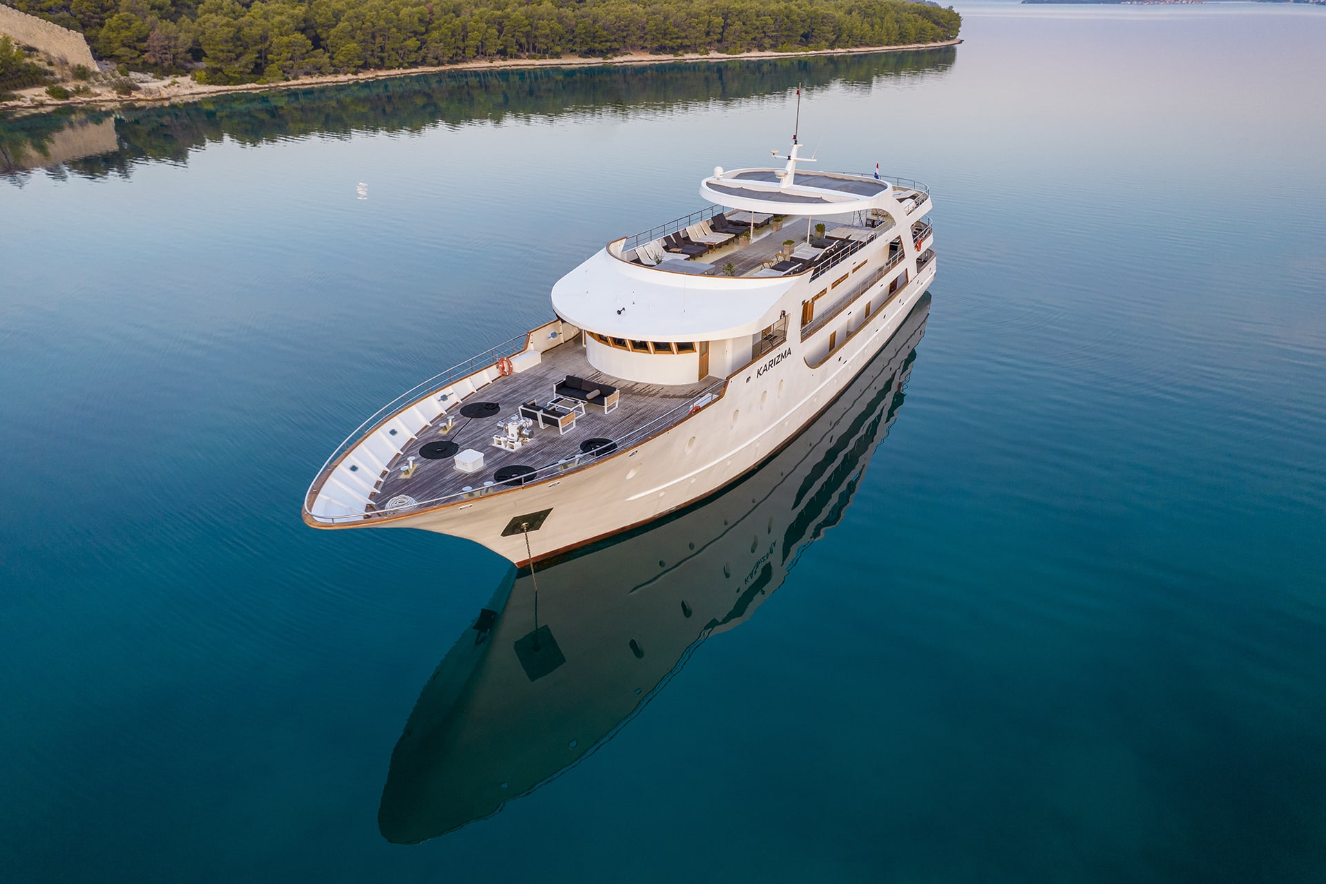 DS Yacht Karizma - the best value for money charter experience