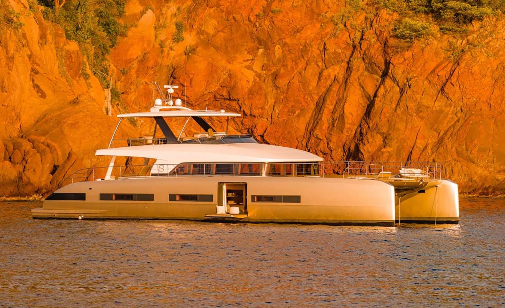 FRENCH WEST Anchored