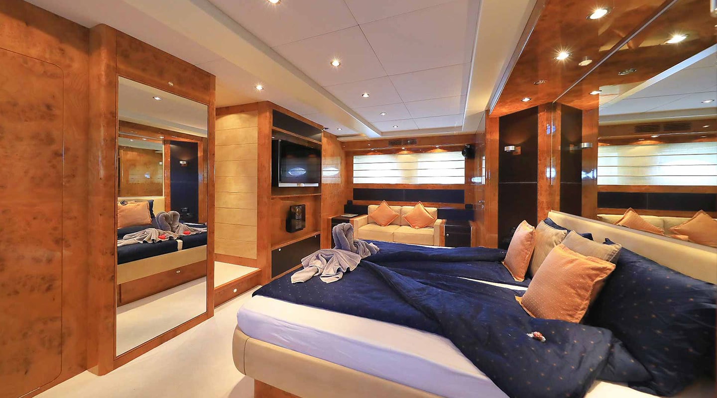 888 Master cabin