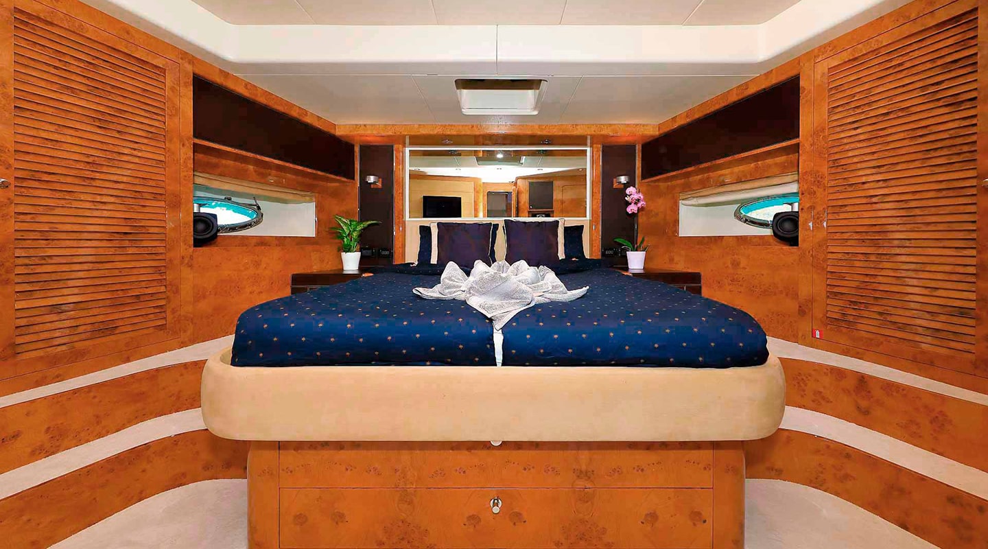 888 VIP cabin