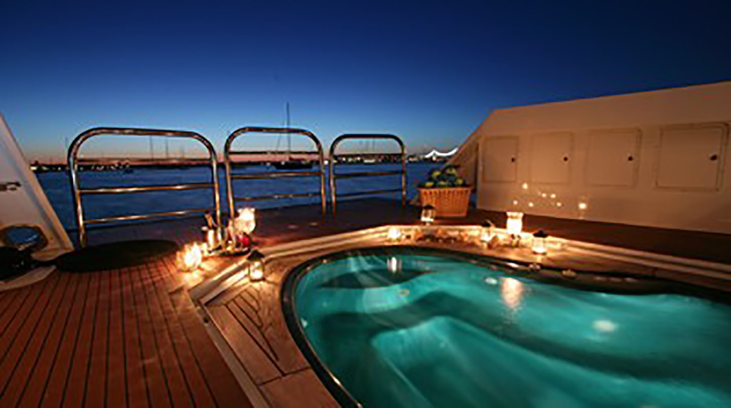 AGA Jacuzzi