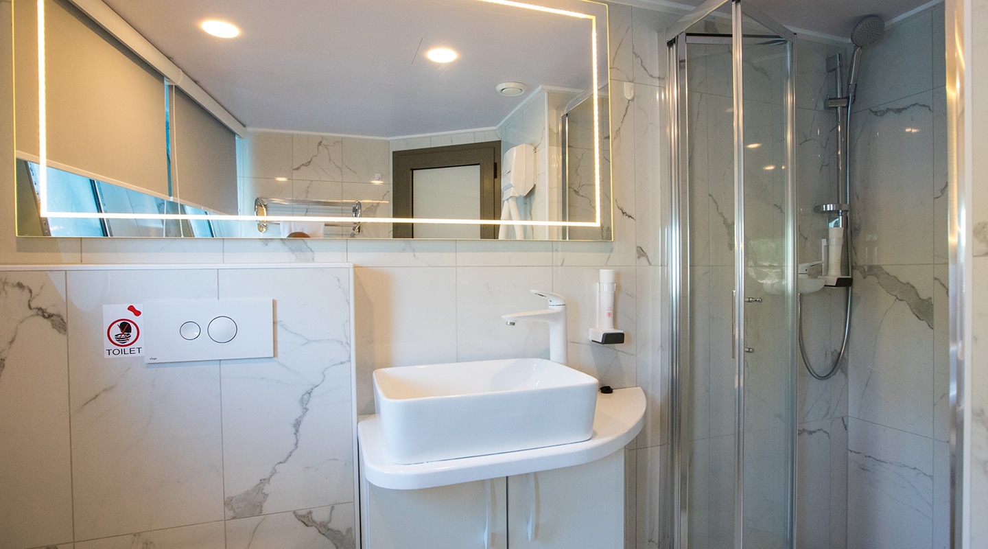 AGAPE ROSE Bathroom