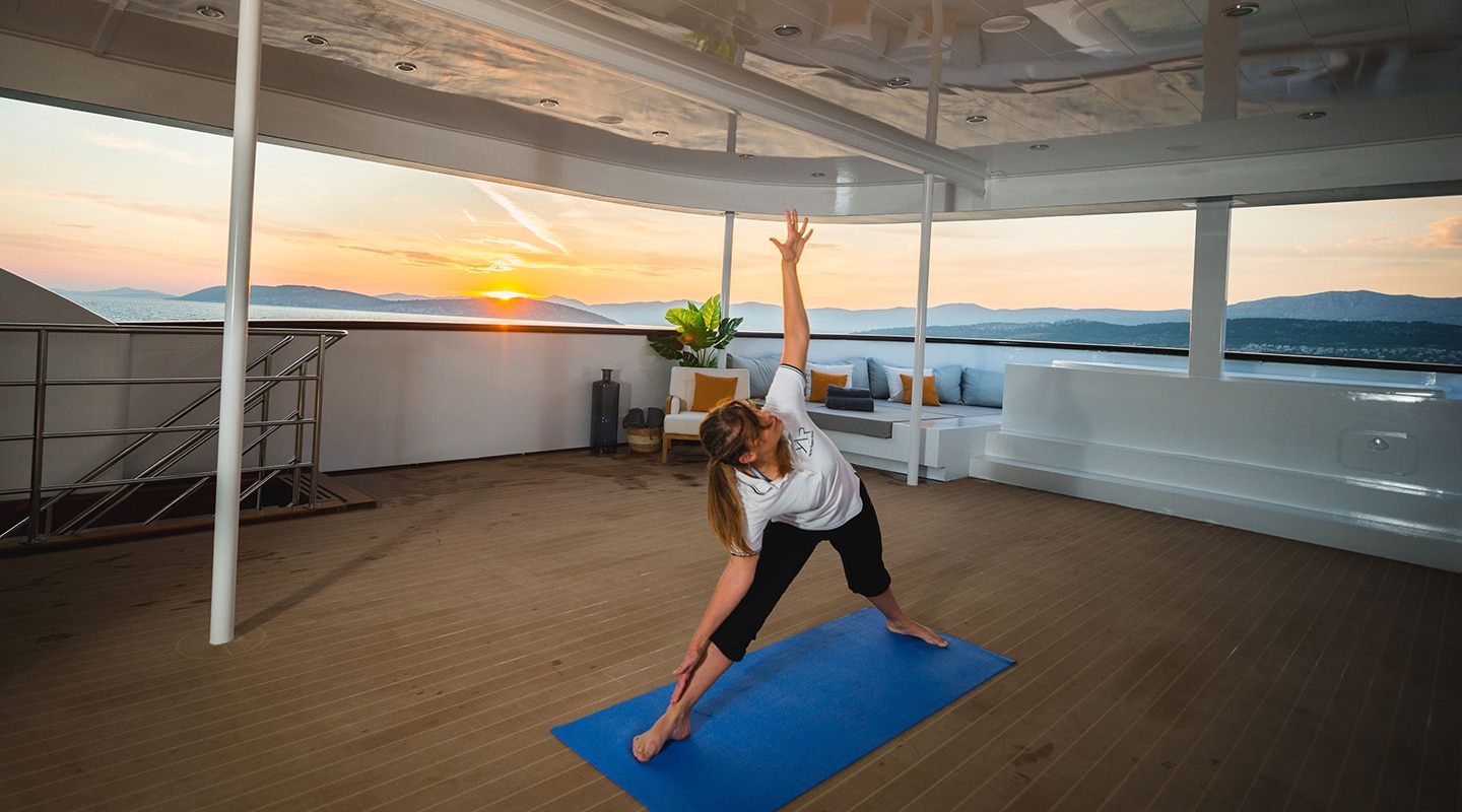 AGAPE ROSE Yoga