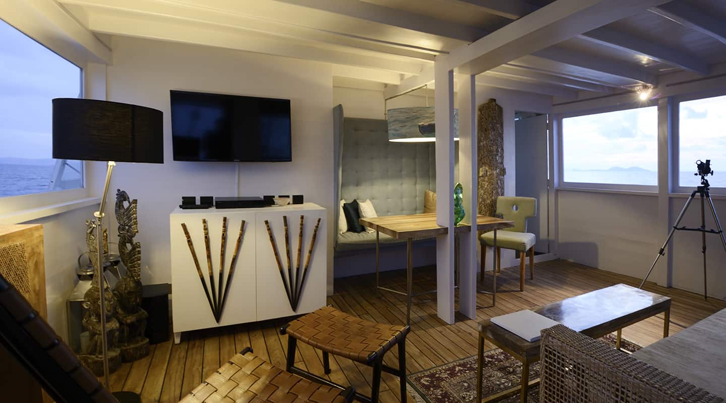 ALEXA Saloon
