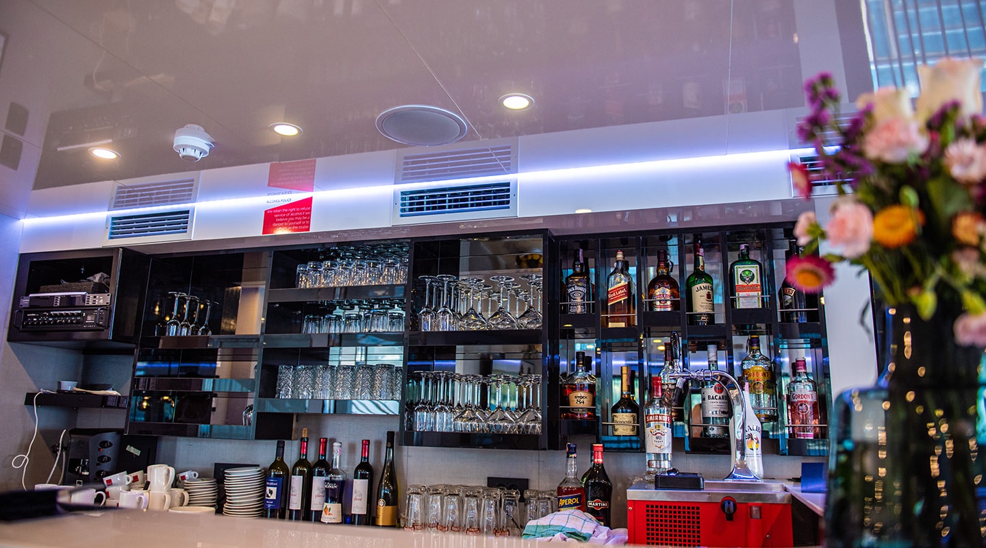 ALFA MARIO Bar