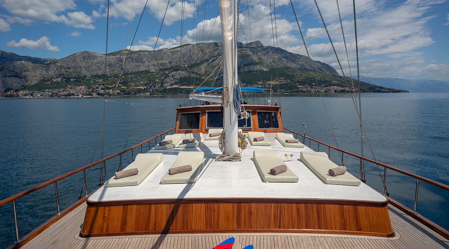 ANDI STAR Sun deck