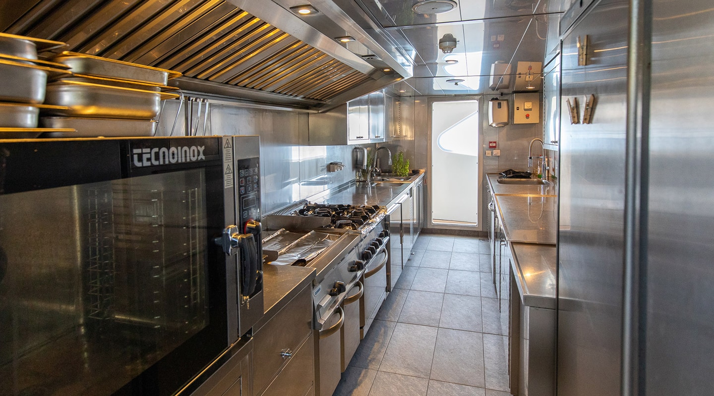 BELLA Kitchen