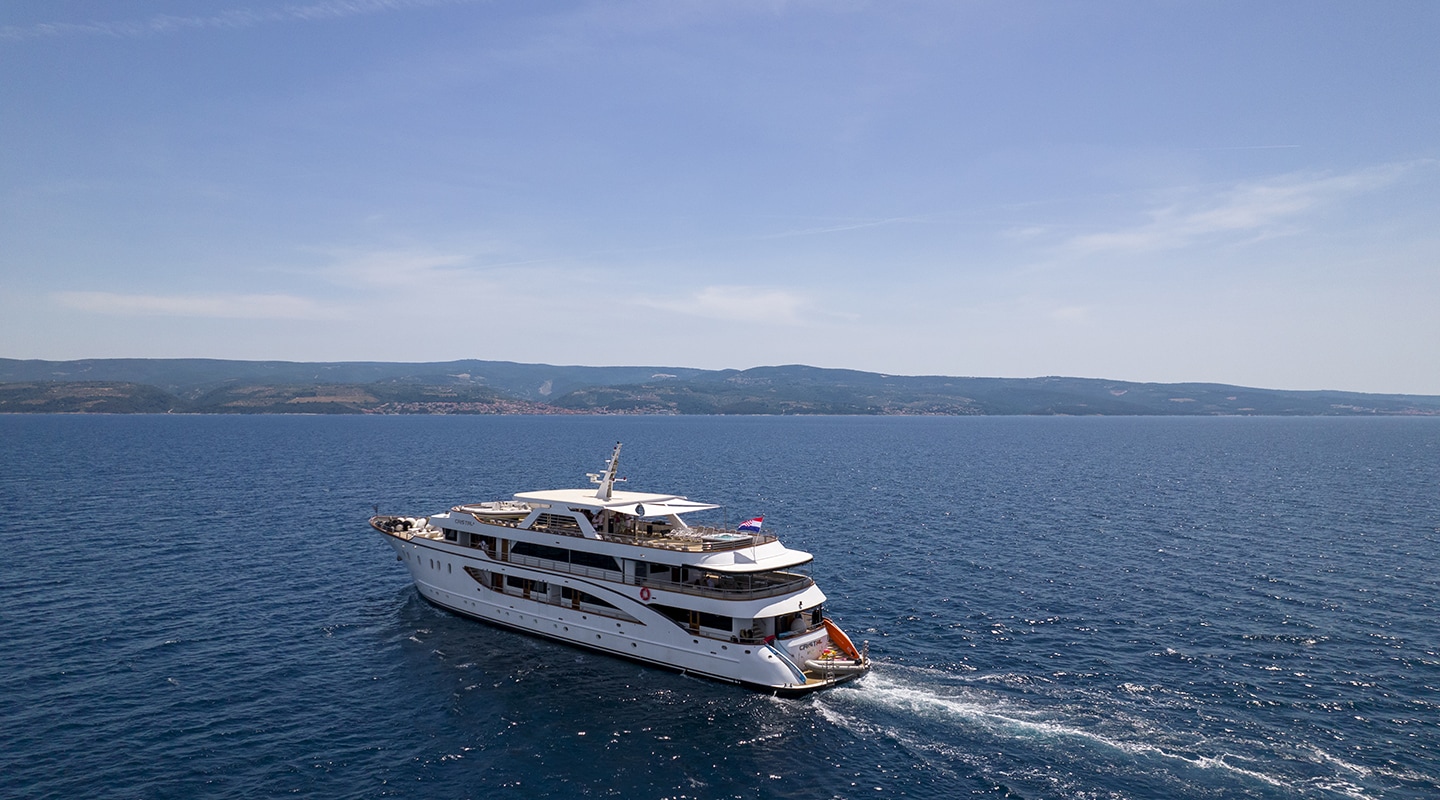 CRISTAL Cruising
