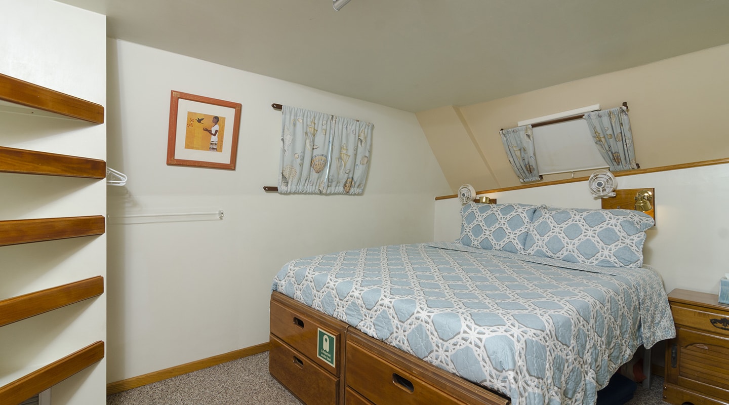 CUAN LAW Double cabin