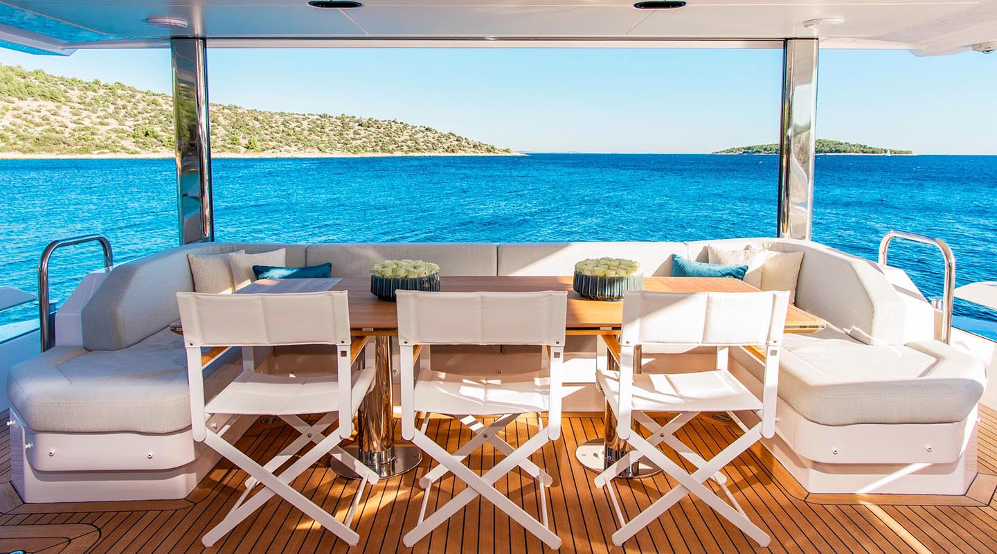 DAWO Aft deck