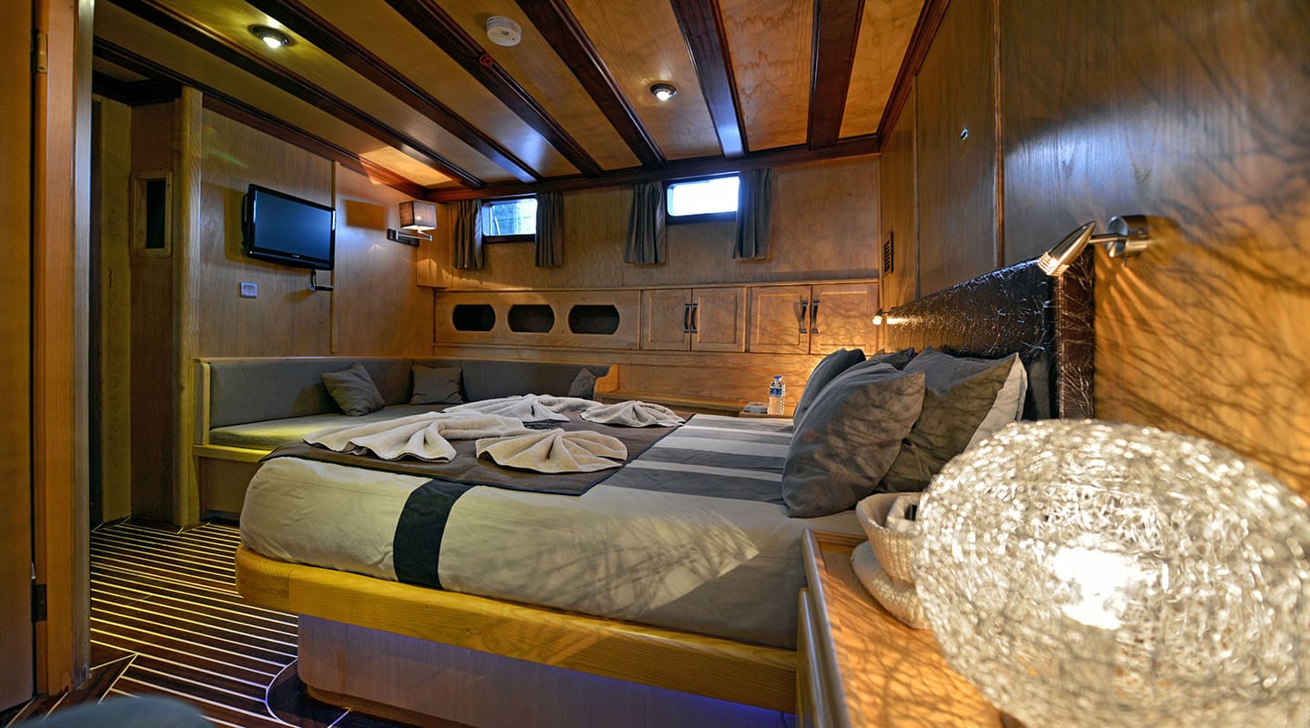 DERIN DENIZ Double cabin