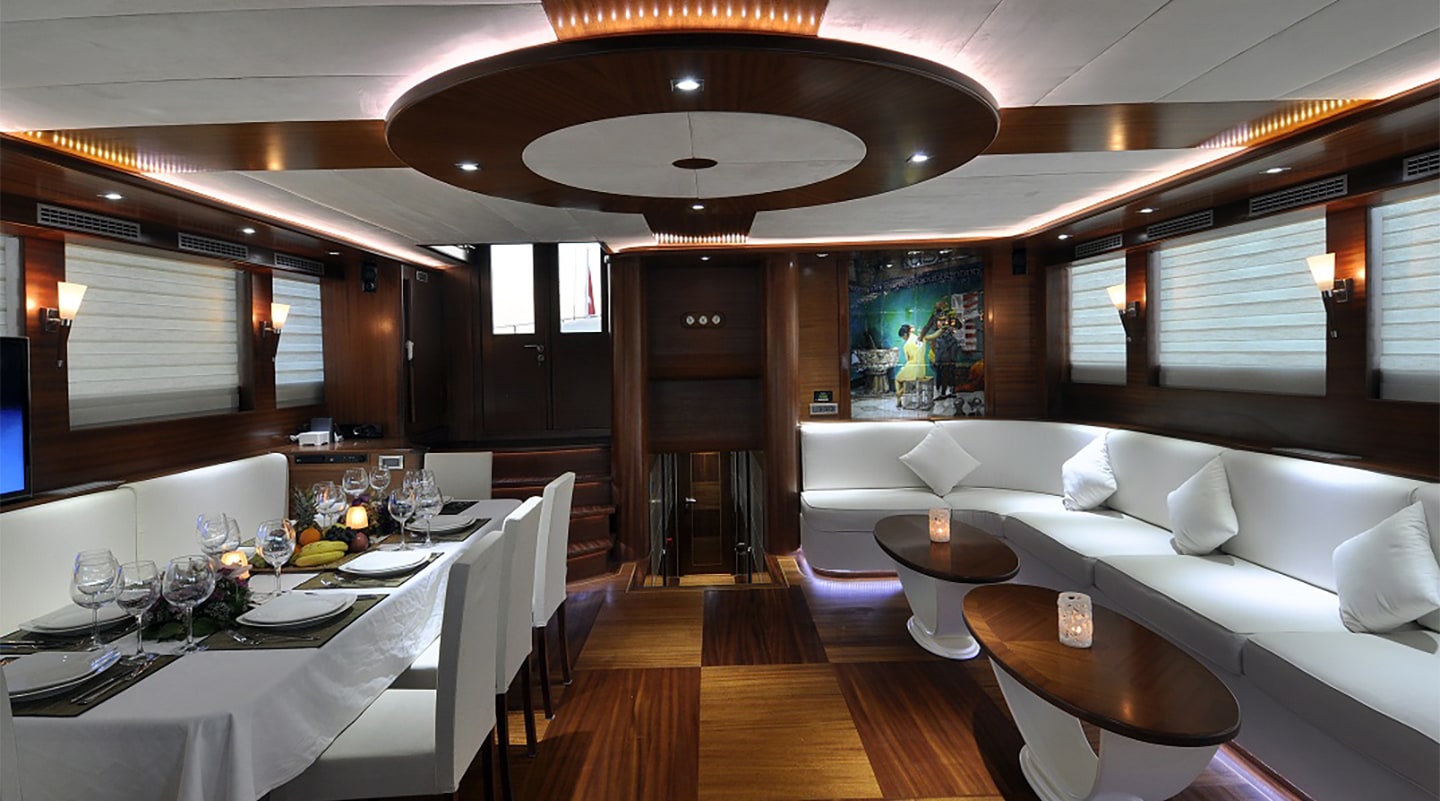 DOLCE MARE Salon