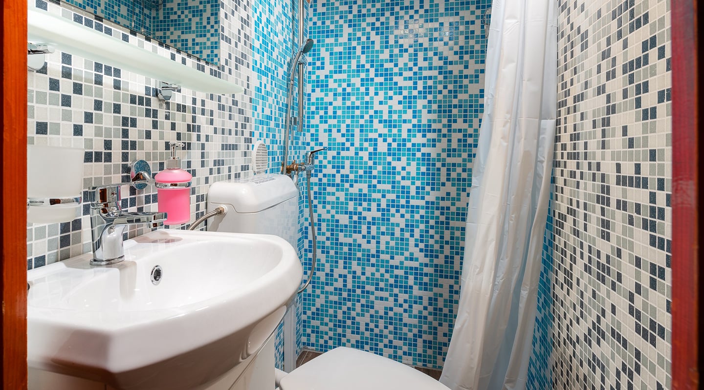 DONA Bathroom