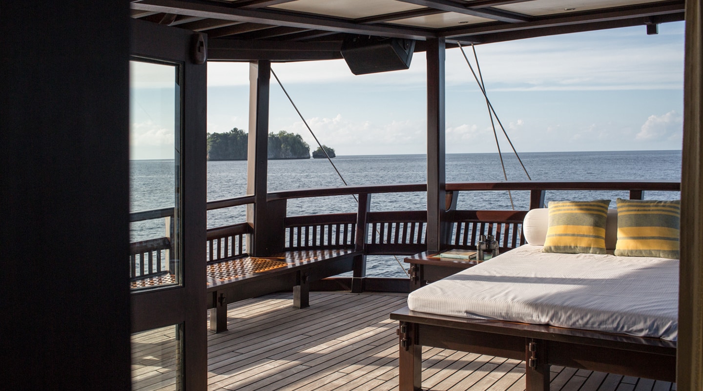 DUNIA BARU Master cabin balcony