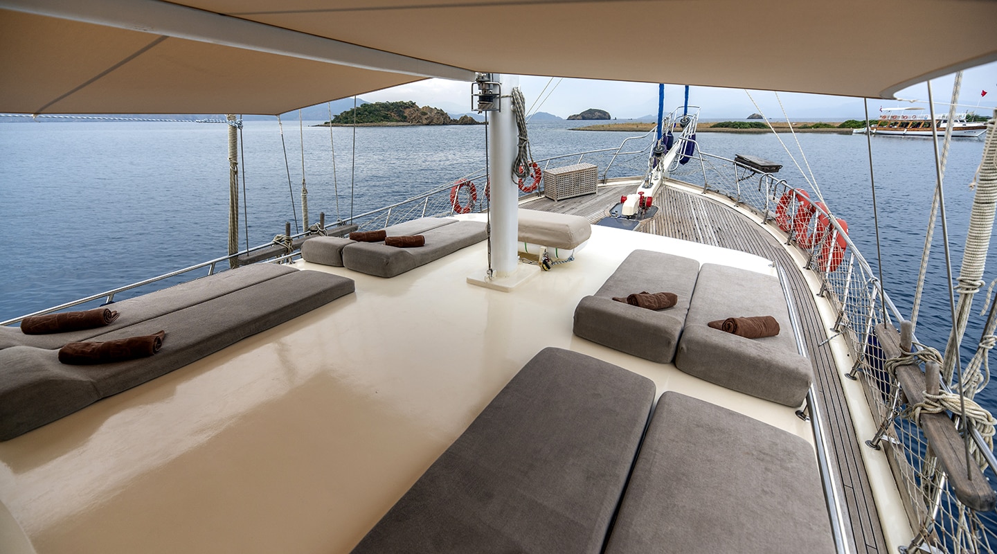 FARALYA Sun deck