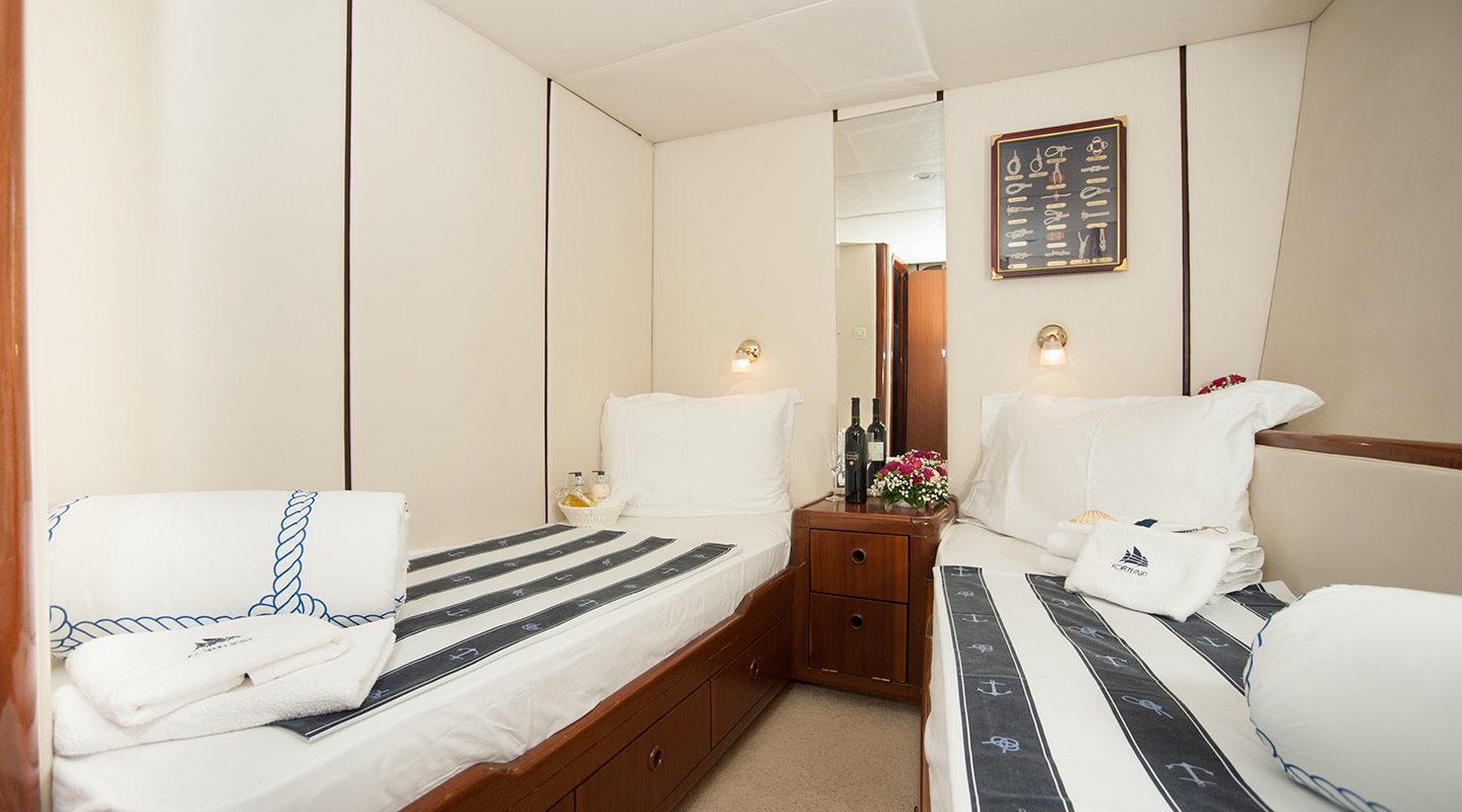 FORTUNA Twin cabin