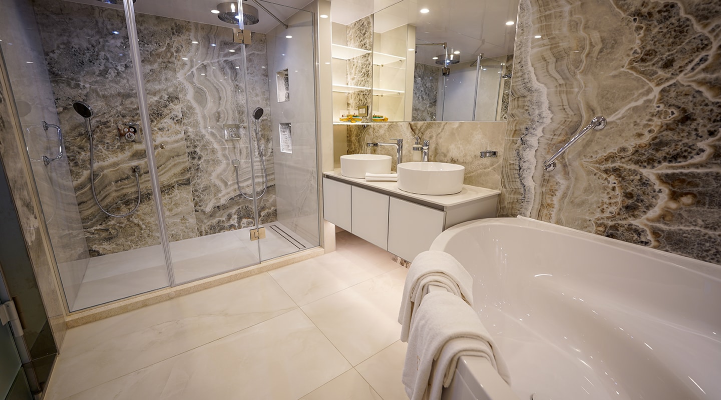 FREEDOM Bathroom