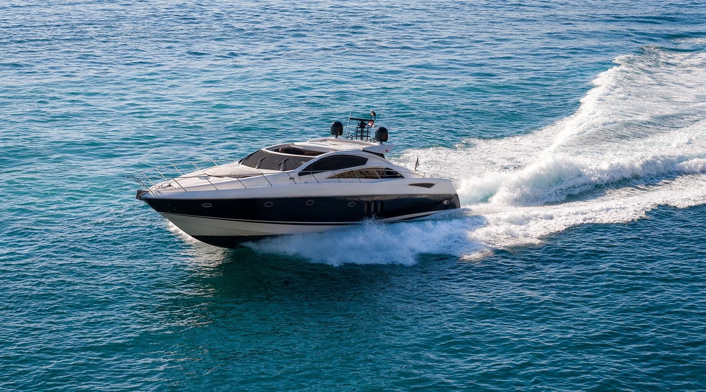 GLORIOUS Cruising