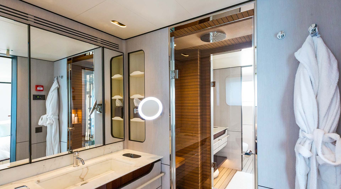 HEED Master bathroom